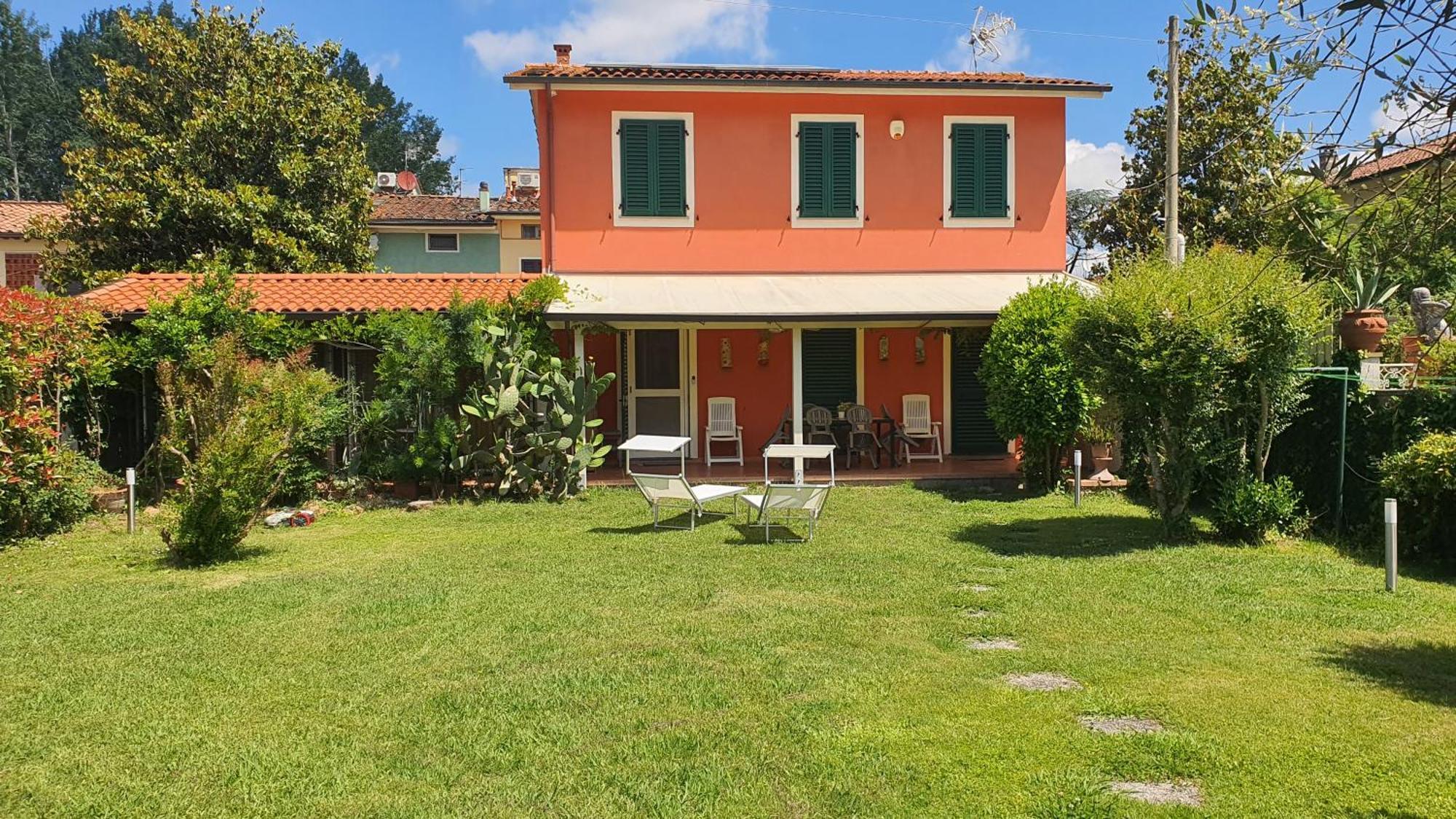 Villa La Casa Delle Buone Letture Lucca Exterior foto
